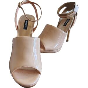 NINE WEST (LIMBERY3)•LIGHT NATURAL HEEL•SIZE 9.5M